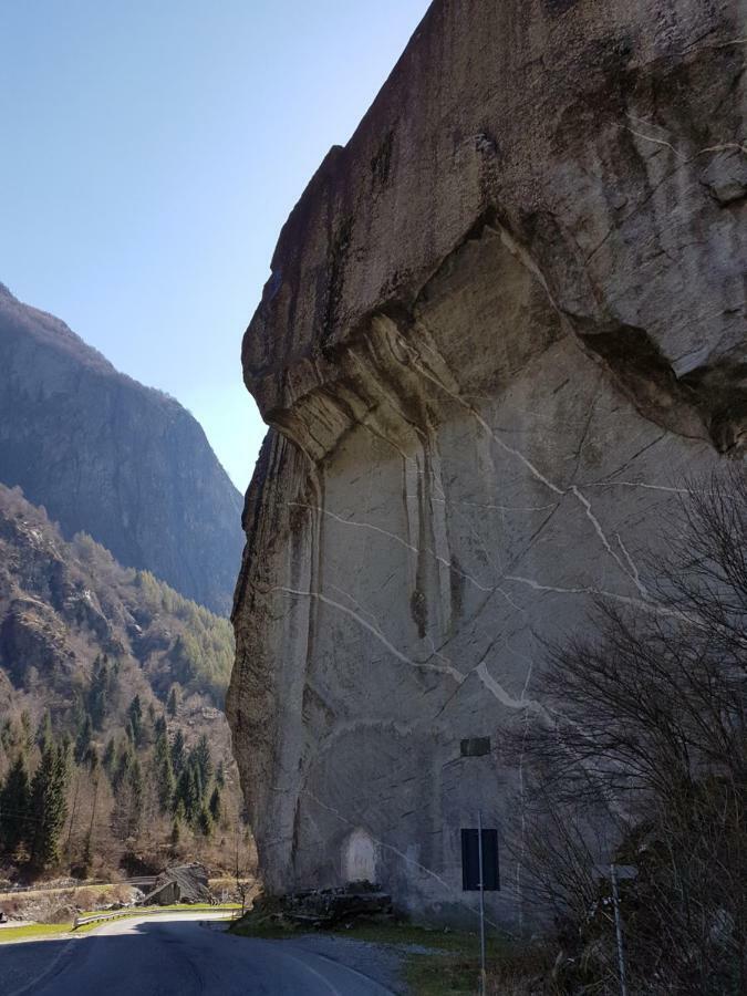 Hotel Ristorante Sasso Remenno Val Masino Exterior photo